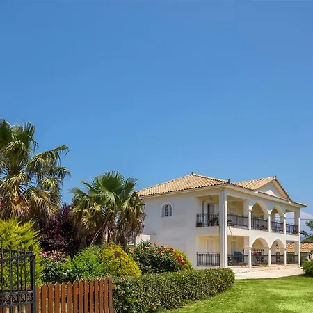 4 Holiday home *